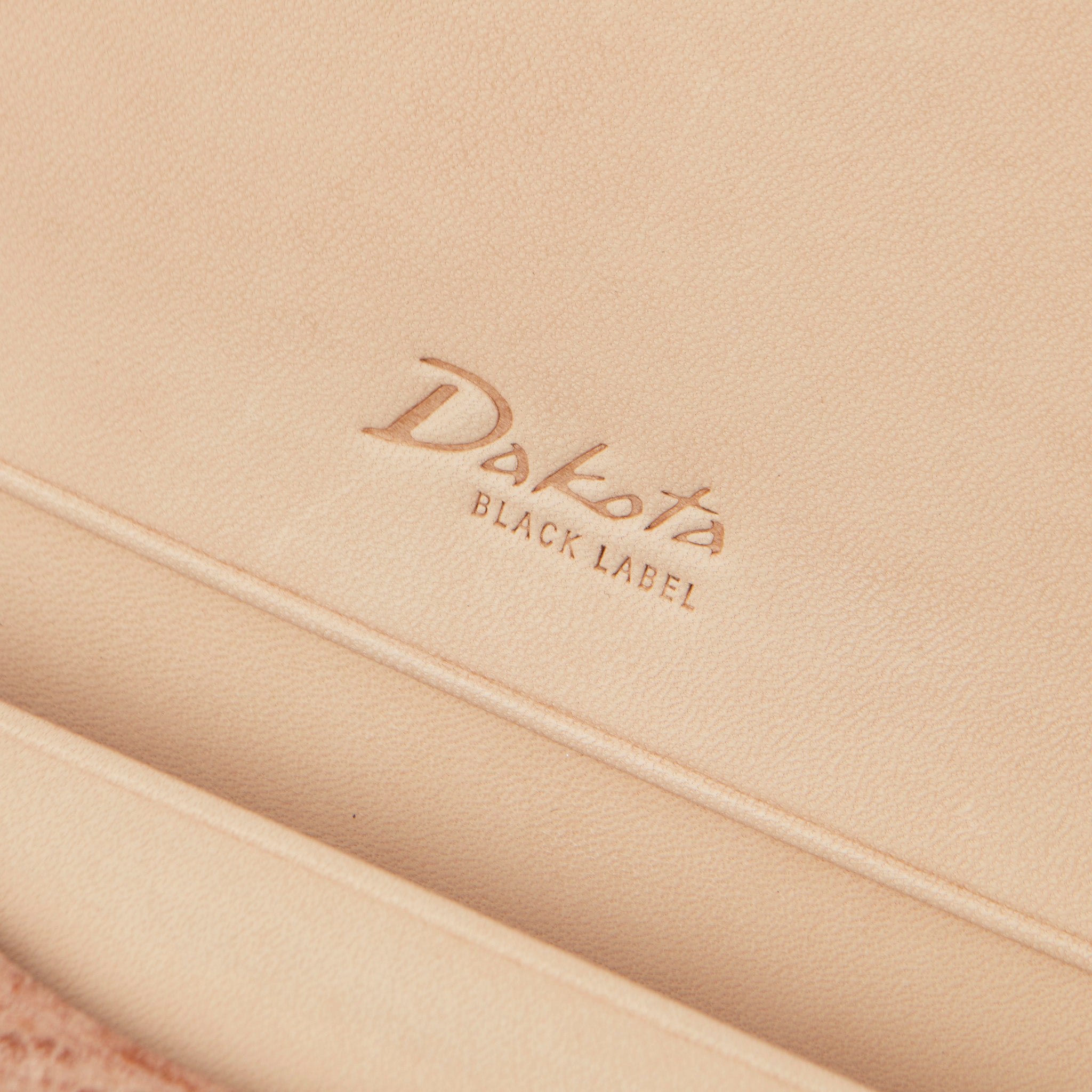 Dakota BLACK LABEL クレマ 名刺入れ 0620135