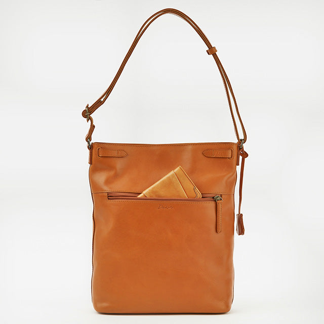 Dakota 【公式WEB限定品】 シントゥーラ A4ショルダーバッグ 1541050