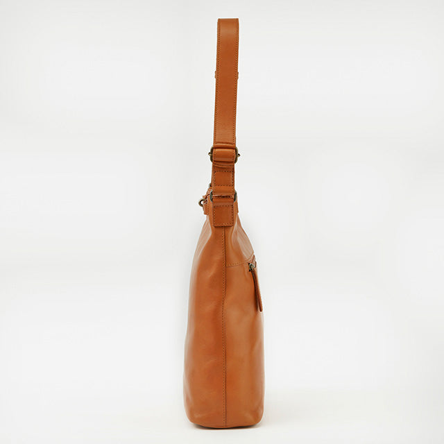 Dakota 【公式WEB限定品】 シントゥーラ A4ショルダーバッグ 1541050