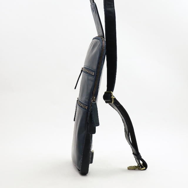 Dakota BLACK LABEL ホースト3 ショルダーバッグ 1623802