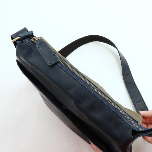 Dakota BLACK LABEL ホースト3 ショルダーバッグ 1623804