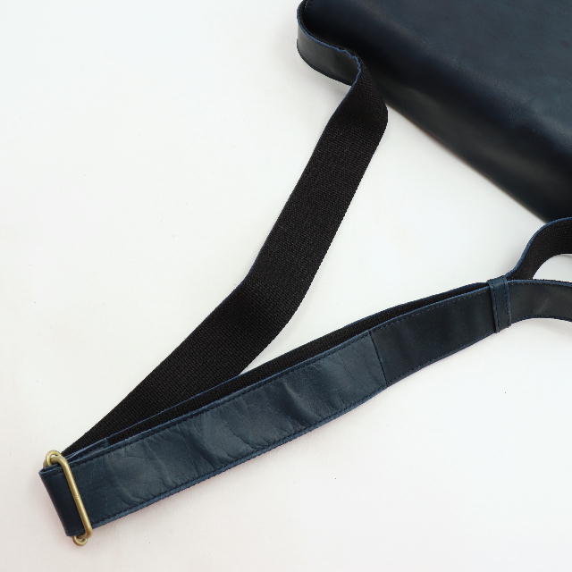 Dakota BLACK LABEL ホースト3 ショルダーバッグ 1623805