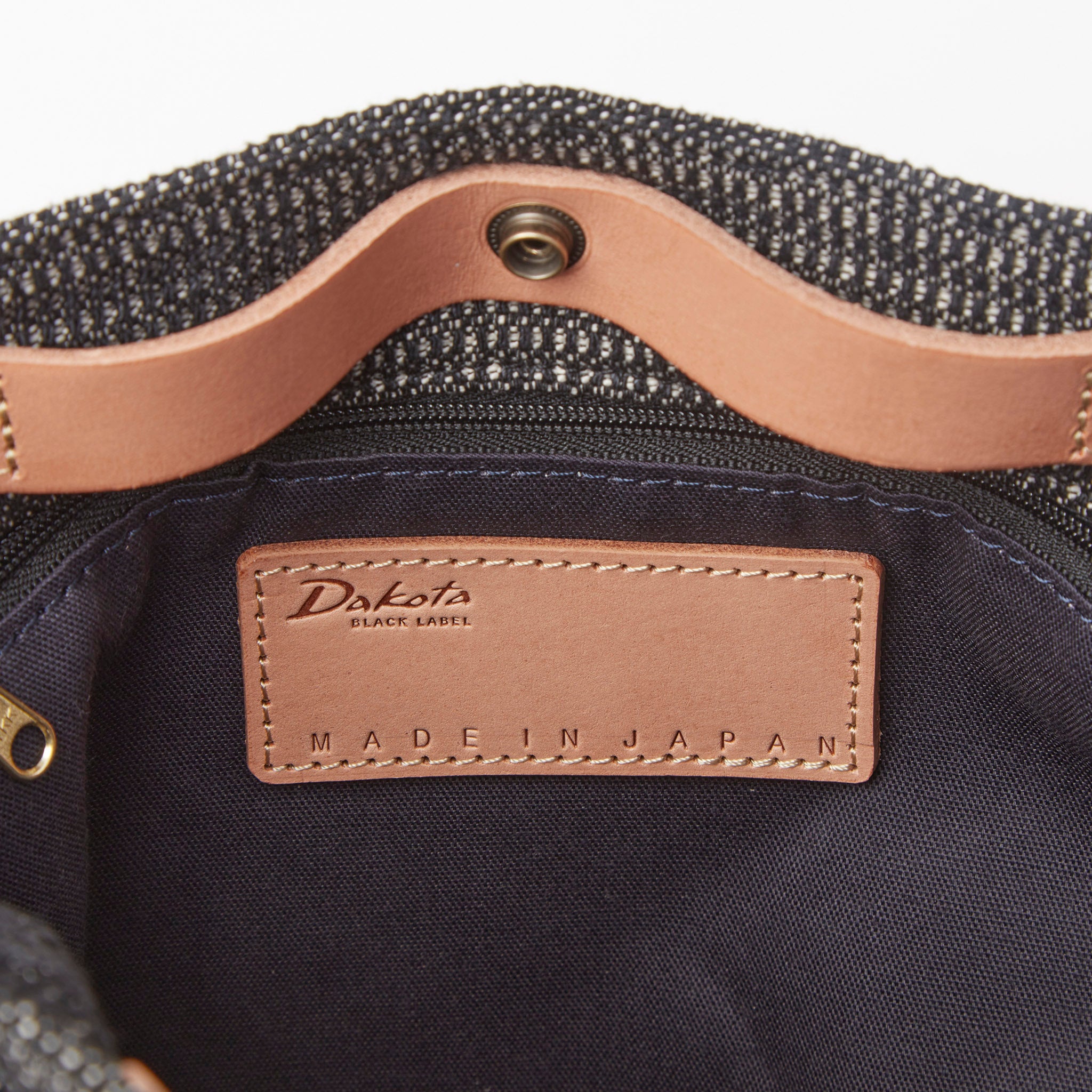 Dakota BLACK LABEL ドビー ショルダーバッグ 1625300