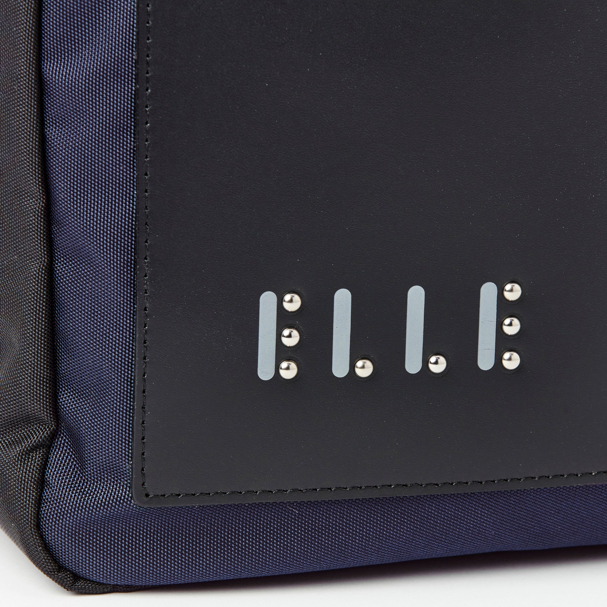 ELLE テネル 2wayバッグ 6433110