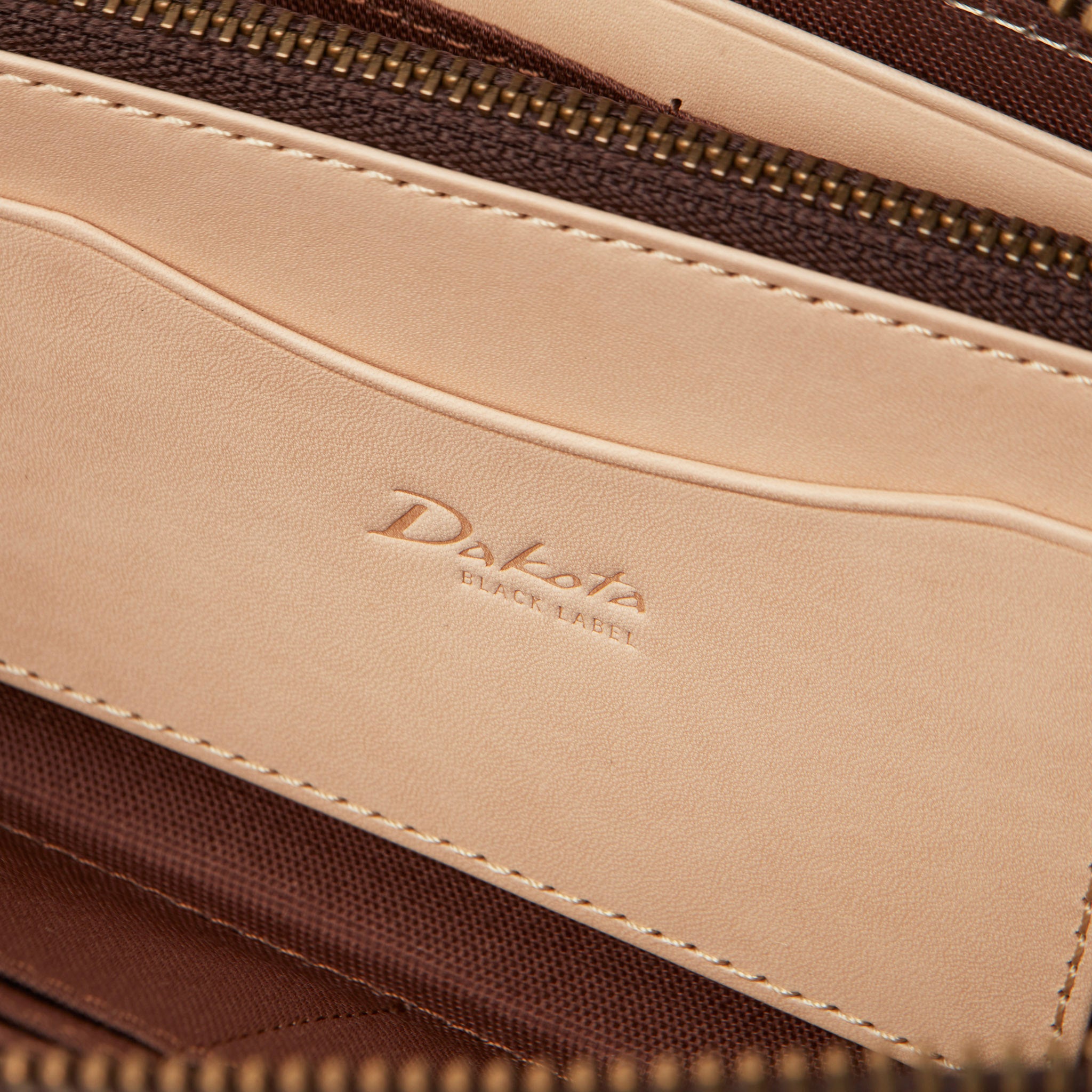 Dakota BLACK LABEL クレマ　長財布　0620134