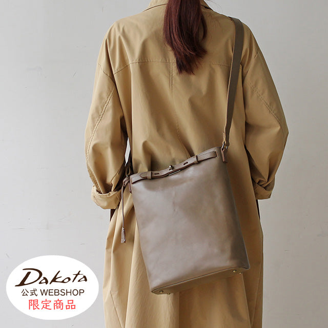 Dakota 【公式WEB限定品】 シントゥーラ ショルダーバッグ 1541050　