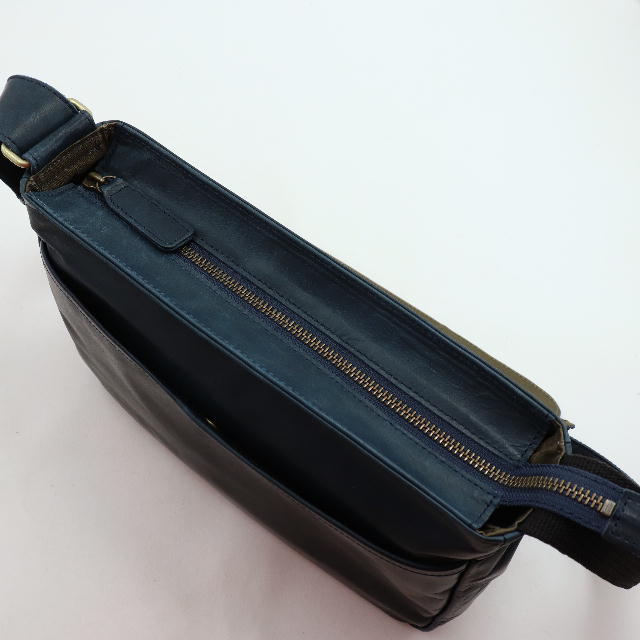Dakota BLACK LABEL ホースト3 ショルダーバッグ 1623805