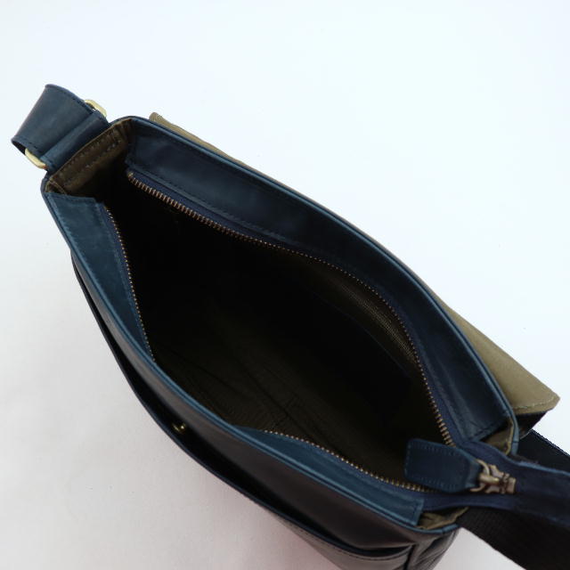 Dakota BLACK LABEL ホースト3 ショルダーバッグ 1623805