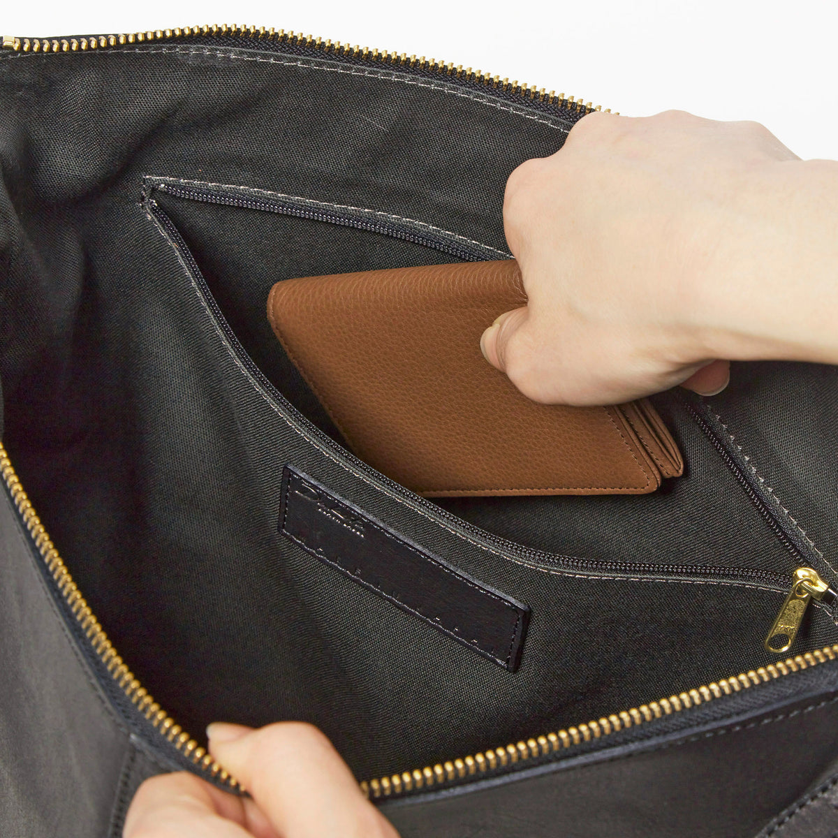Dakota BLACK LABEL アース ショルダーバッグ 1625701
