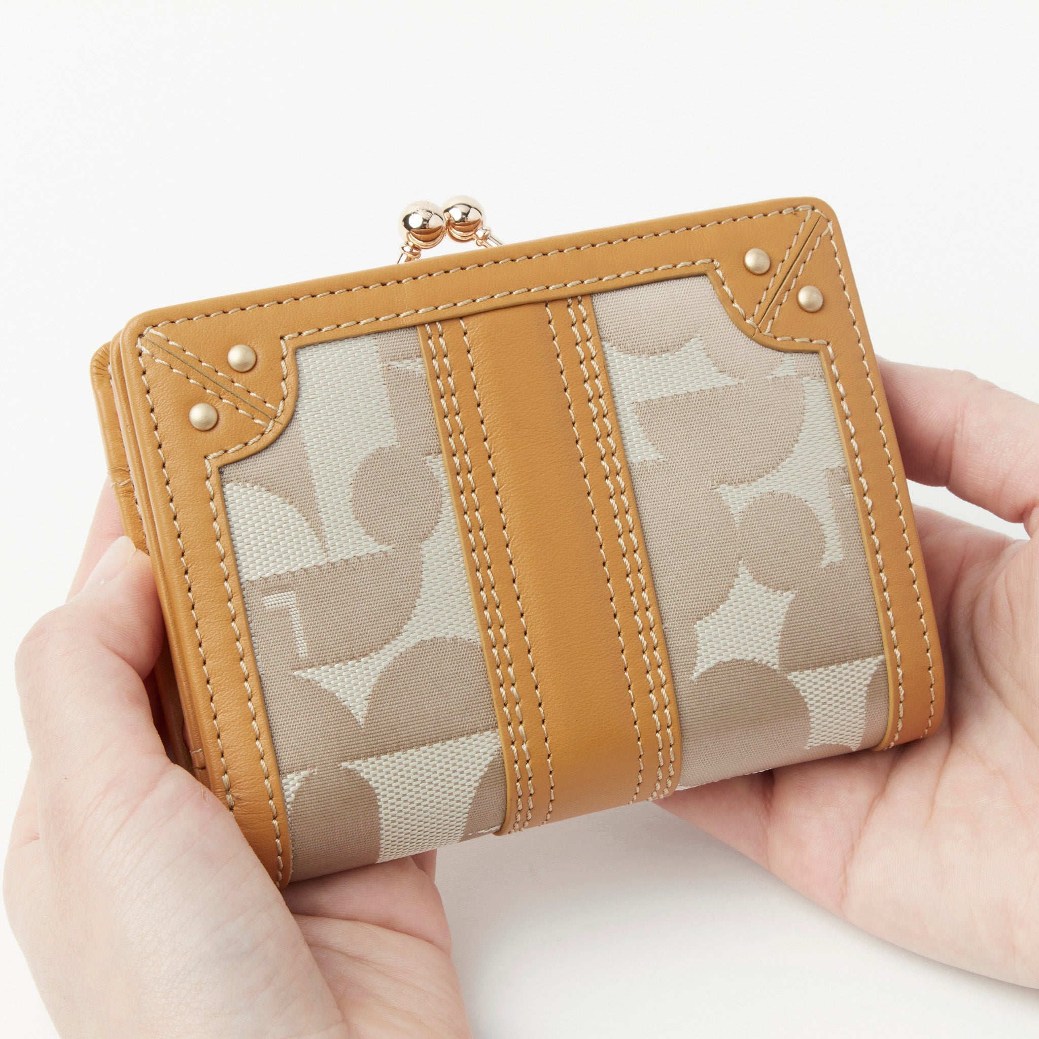 ELLE シェリール3　二つ折り財布　5430201