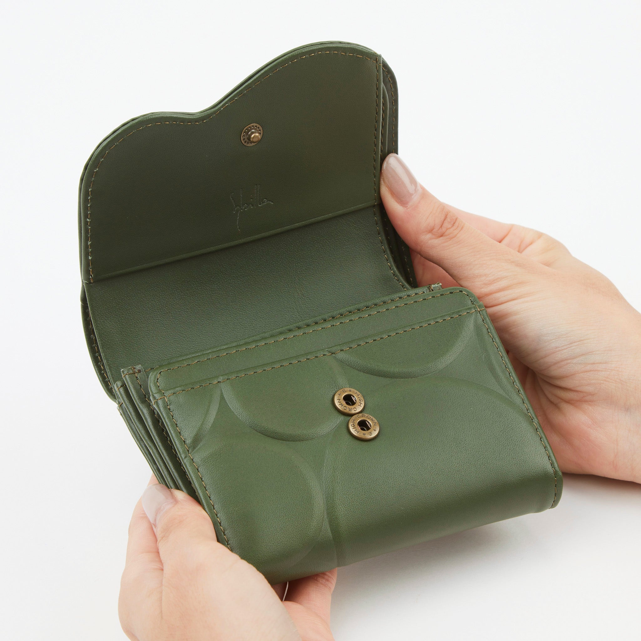 Sybilla シルクロ　二つ折り財布　5471230